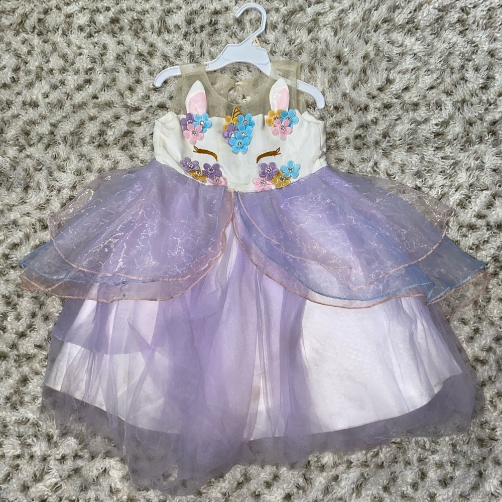Unicorn dress 👗